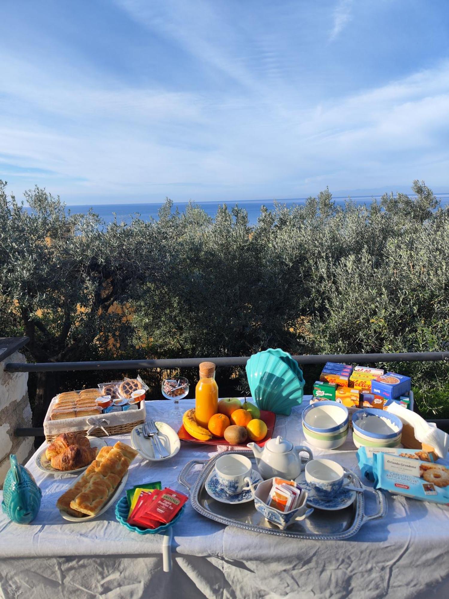 La Conchiglia Bed & Breakfast カモーリ エクステリア 写真